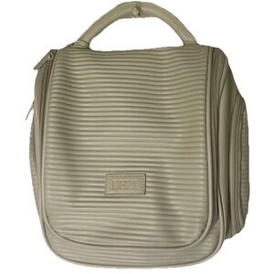 DEZI Skin Travel Hanging Toiletry Bag Organizer Beige Vegan Leather NWT